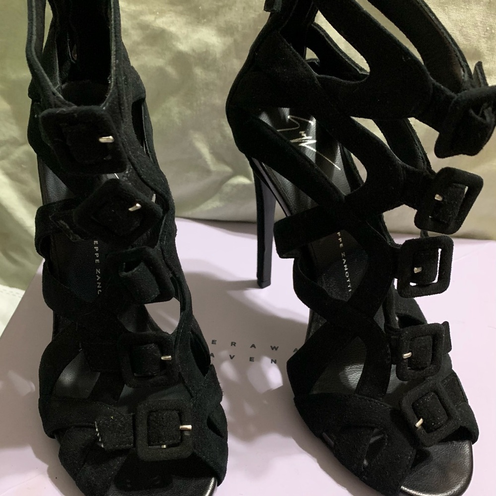 Giuseppe Zanotti Black Buckle Heels